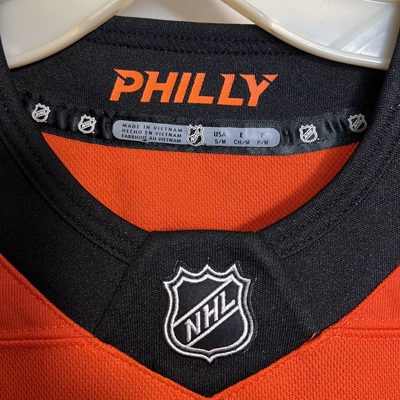 Philadelphia Flyers 2019 STADIUM SERIES NHL Hockey Jersey Youth Sz S/M - Picture 6 of 9
